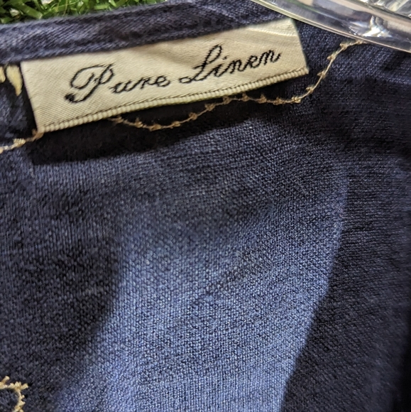 Pure linen brand unsized dimensions are in the listing 100% linen and embroidery - Picture 2 of 3